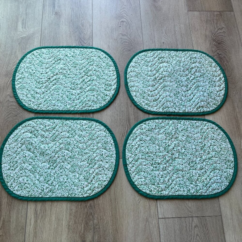 Placemats cotton Vintage green white floral reversible set 4 reversible holiday